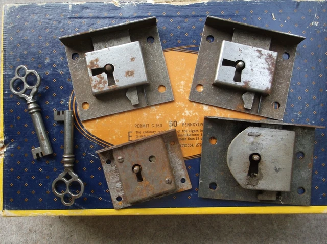 Antique Chest Cabinet Drawer Door Locks & Barrel Keys Lot