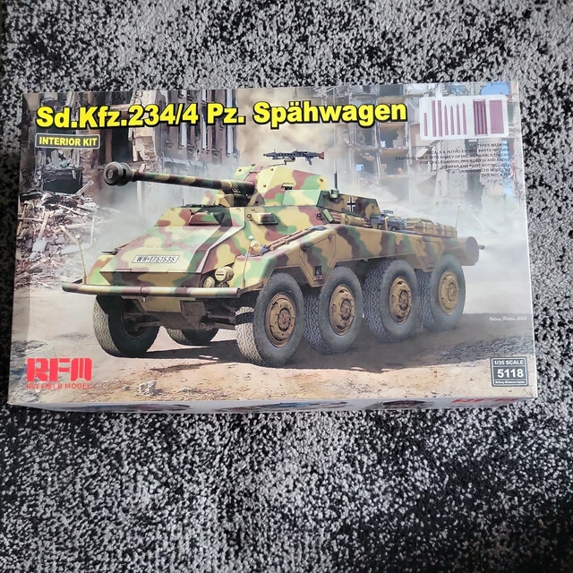 Rye Field Model 5118 - Sd.Kfz.234/4 Pz. Spähwagen with Full Interior RFM5118 - Kits Dynamo Models