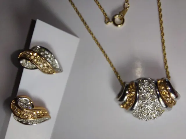 Necklace & Earrings 18 inch goldish chain; bronze, silvery look,& diamondy