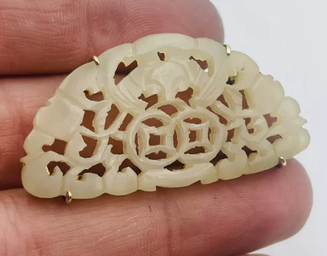 Chinois Ancien Sculpté Blanc Jade 14k or Jaune Broche