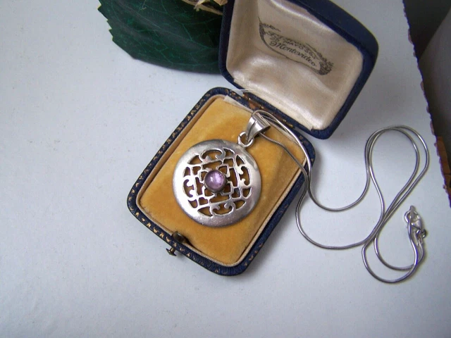 Vintage Openwork 925 Solid Sterling Silver Amethyst Celtic Pendant No Chain Vintage Openwork 925 Solid Sterling Silver Amethyst Celtic Pendant No Chain