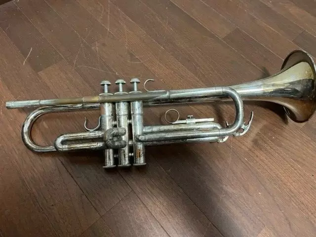 YAMAHA YTR-334S Trumpet