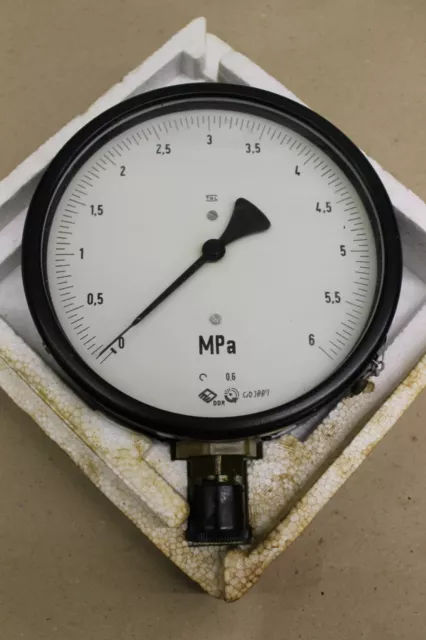 Hydraulik-Feinmess-Rohrfeder-Manometer Klasse 0,6 Ø160mm 0-6 MPa (~0-60 bar)