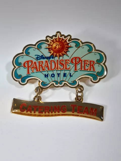 DCA Disney California Adventure Paradise Pier Hotel Cast Catering Team 2001 Pin