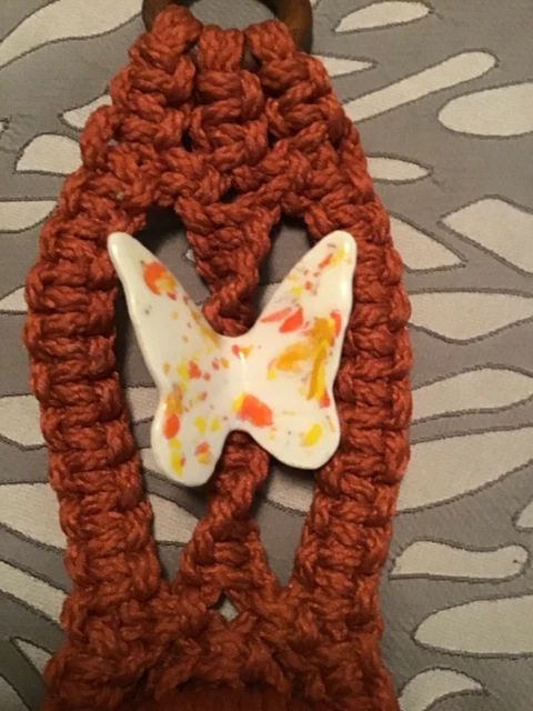 Vtg 1970s Macrame Towel Holder Butterfly Wall Hanging Brown/Orange 3