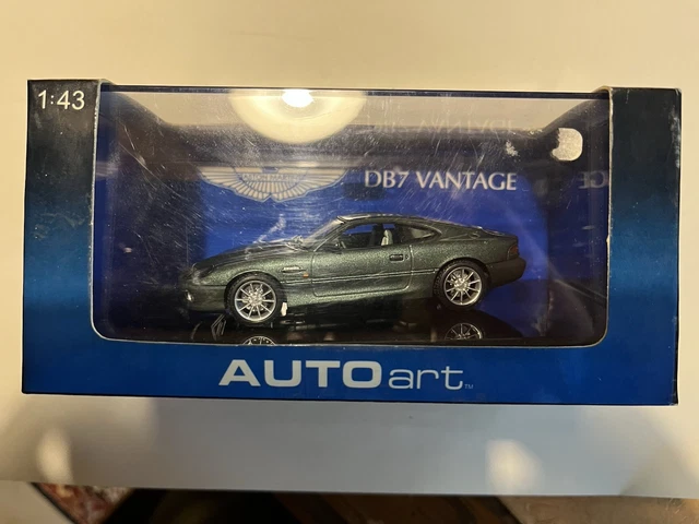 Autoart 1/43 – Subaru Legacy GT-B 1999 Blanche, état Mini !