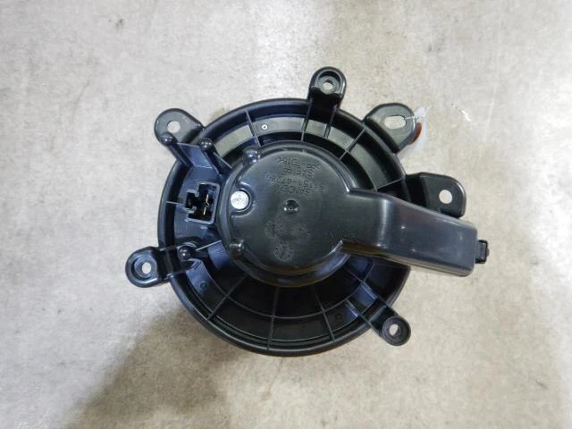 NISSAN NV100 clipper rio 2018 Motore soffiatore 272264A00L [usato] [PA91312685]
