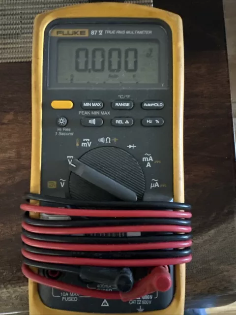 Fluke FLUKE 87-V Handheld Multimeter With Lead Probes