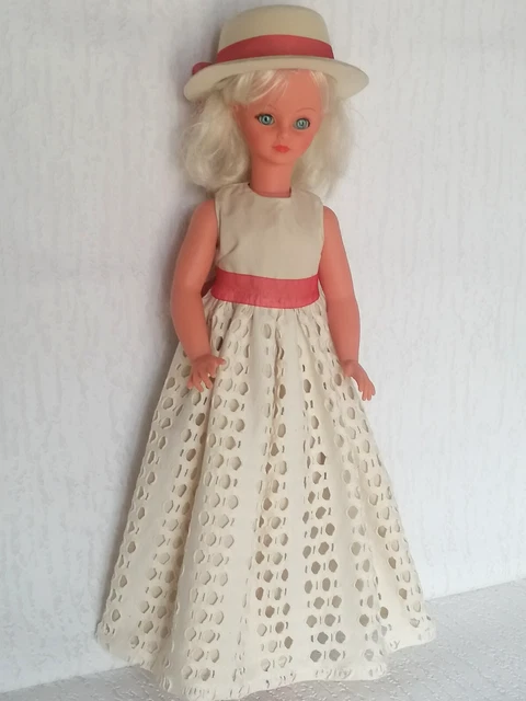 Pour poupée Cathie Bella :robe tenue Varsovie 1978 Pour poupée Cathie Bella :robe tenue Varsovie 1978