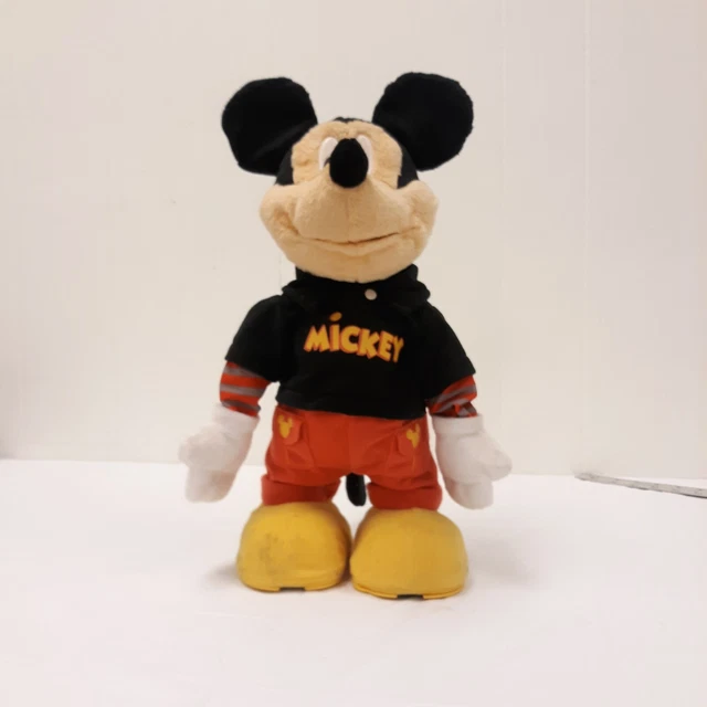 FISHER PRICE DISNEY Mickey Mouse Dance Star Walking Talking Dancing Toy