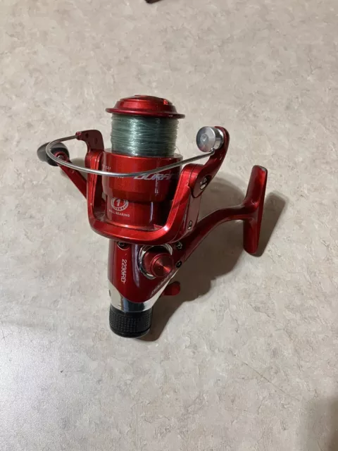 New Shakespeare Durango Spinning Reel Red 2235RD 5:2:1 Gear Ratio
