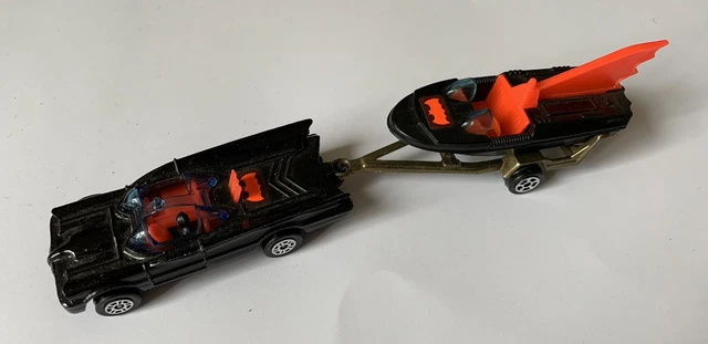 Batman 1973 1966 Batmobile AHI Azrak Hamway Remote Control C Cell A Batman 1973 1966 Batmobile AHI Azrak Hamway Remote Control C Cell A