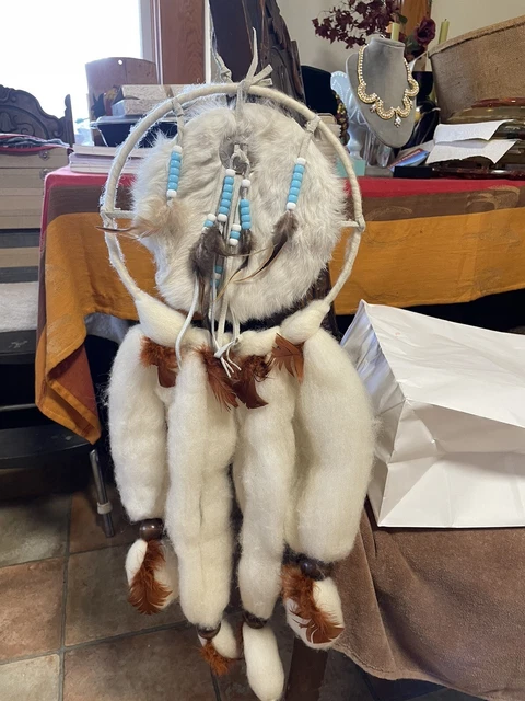 Gorgeous Native American Indian Sheeps Wool White Dreamcatcher