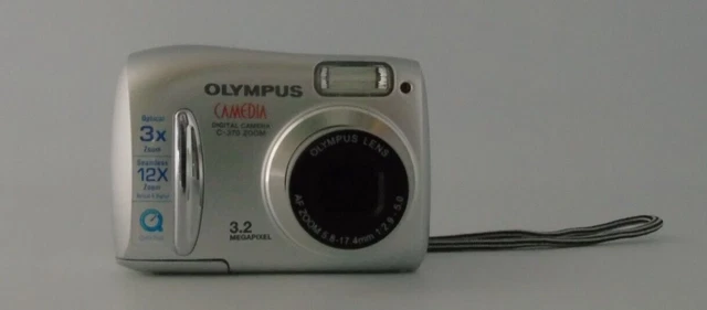 Olympus Camedia C-370 fotocamera digitale zoom 3,2 megapixel