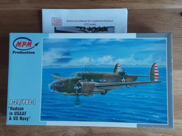 MPM 72541 - Lockheed A-29/PBO-1 Hudson + Red Roo Airborne Lifeboat - scale 1:72