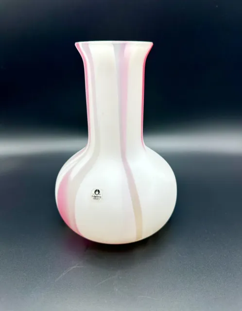 Pukeberg Designer Glas Vase Label Sweden Art Glass Soft Pink Handmade 8 Inches.