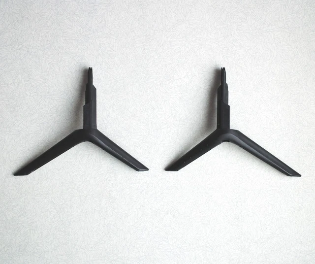 PIEDS / STAND modèle BN63-18575X019 / BN63-18576X017 pour TV SAMSUNG UE55TU8000 EUR 37,00 - FR