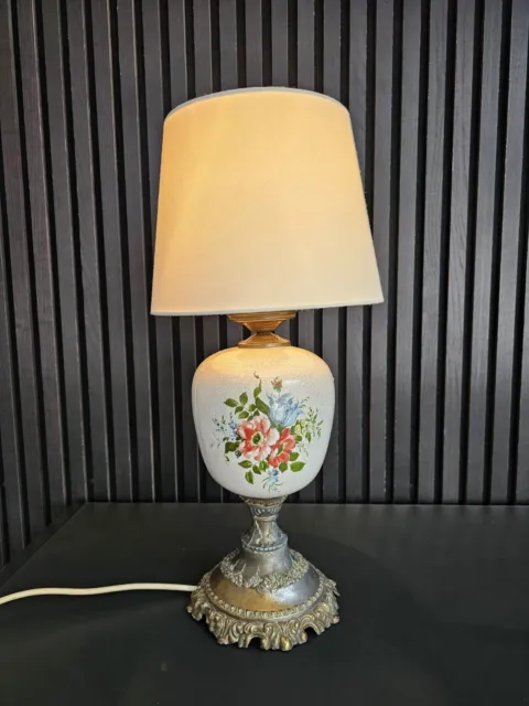 Antike Lampe im Jugendstil mit Messingfuß - Alte Lampe