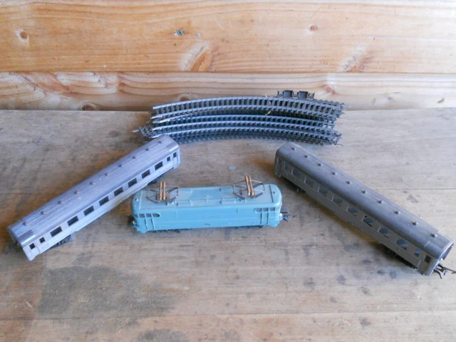 Train Jouef Locomotive BB 9201 + Wagons Et Rails – Lot Occasion
