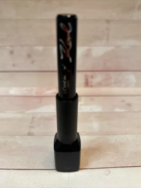 L'Oreal Paris X Karl Lagerfeld Liquid Graphic Eyeiner, Limited Edition! BLACK