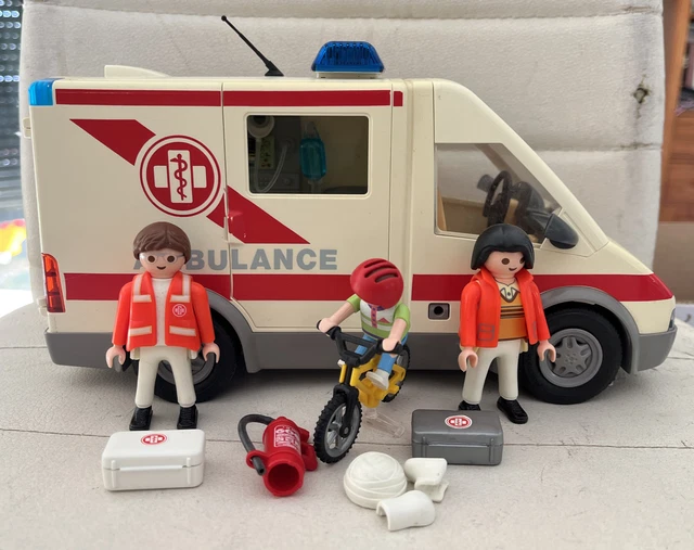 LENA 04456 Ambulance TRUXX Avec Figurine, Civière Et Portes Ouvrantes - Jouet Dès 24 Mois