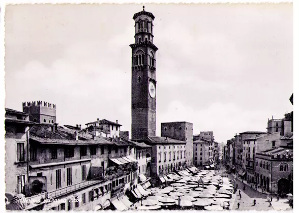 Cartolina Veneto - Verona 6790 - Piazza Delle Erbe