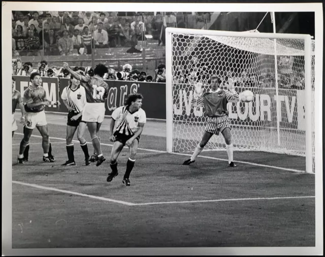 Photo de presse vintage Mondiale Football 1990 Italie Autriche FT 2409 - tirage