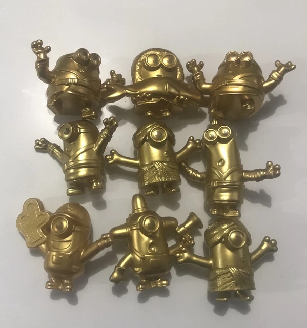 Adorable Mnons Cosplay as Sant Seya's Gold Sants