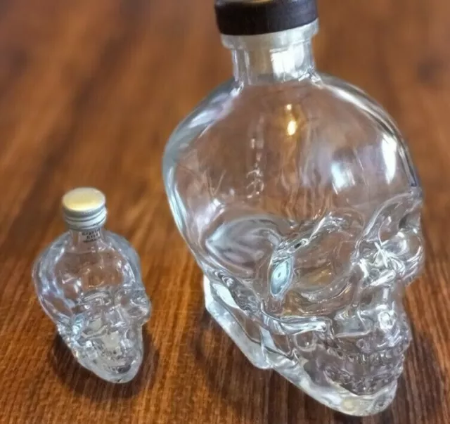 CRYSTAL HEAD VODKA Glass Skull Empty Bottle 750ML Original Dan Aykroyd + Mini
