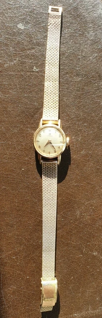 Montre Bracelet Fresard Suisse En Argent Poinçonnée - Ancienne, Ne Fonctionne Pas, Pour Collection Ou Réparation