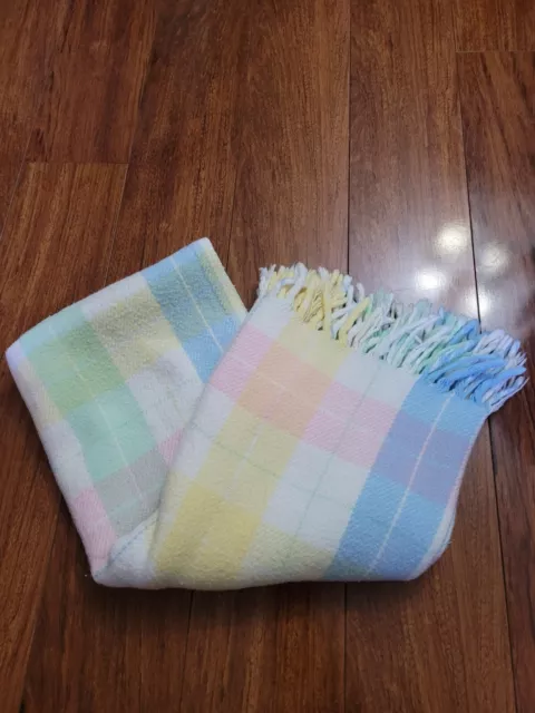 Manta para bebé vintage de molinos de lana pastel a cuadros 100 % acrílico con flecos 100 %