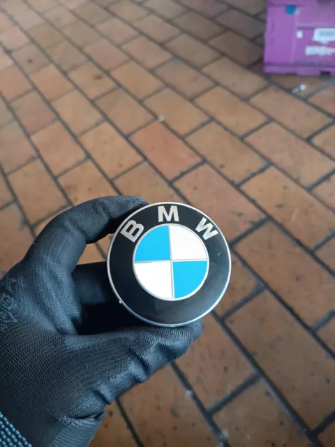 BMW E81 E82 E87 E88 E60 E61 E90 E91 E92 E93 Couvercle de Moyeu Avec Cadre Chromé