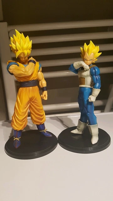 Deux Figurines Dragon Ball – Végéta Et Trunks Assis, 15cm, PVC, Collection