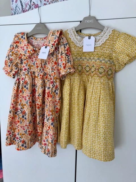 Abito floreale estivo per bambina Next x2, età 12-18 mesi! Nuovo!