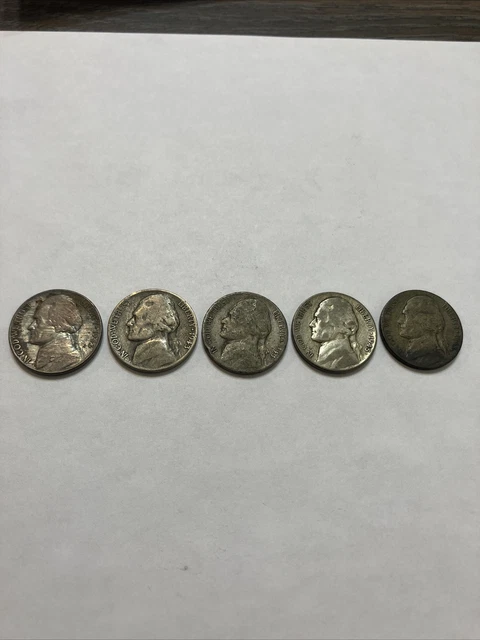 Jefferson War Nickels 35% Silver. World War 2 Era. Quantity Of 5
