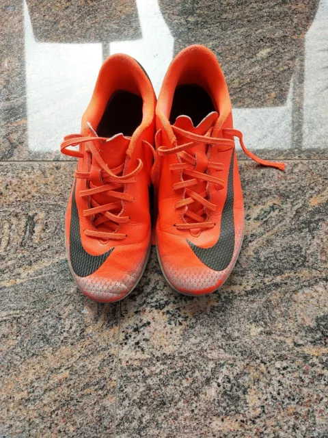 Nike Mercurial Fußball Schuhe Outdoor draußen Gr. 36 gebraucht