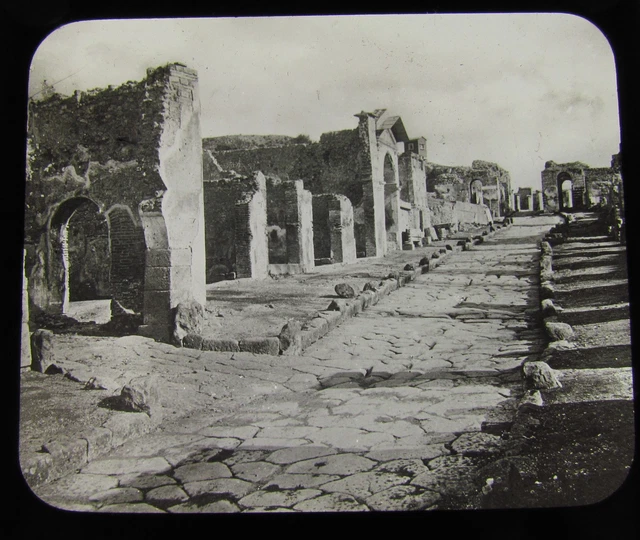 ATMOSPHERIC Glass Magic lantern slide POMPEII NO3 C1910 ITALY L16