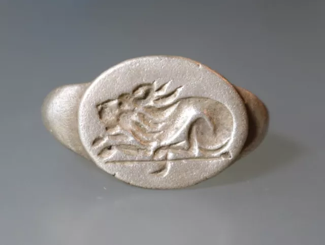 Ancient Roman Silver Ring Lion  1st - 4th Century AD