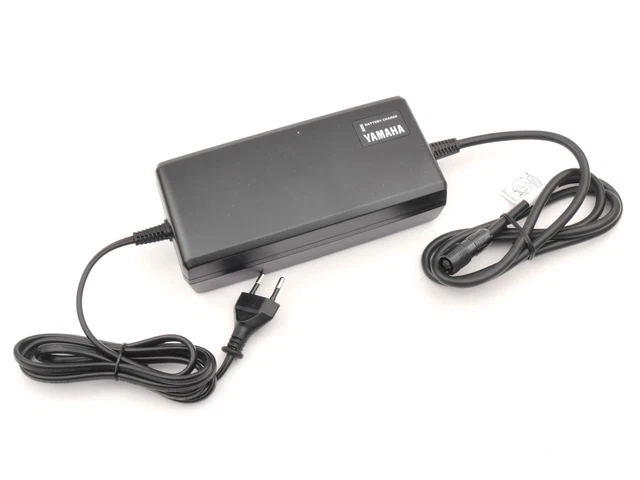 Chargeur Original GIANT PRIME 41,8V 4A - Neuf - Réf: 16390739184