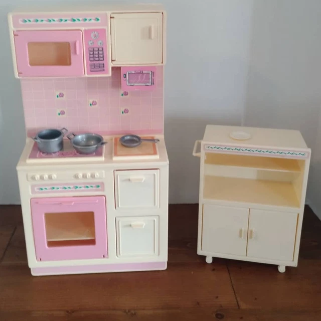 VINTAGE MATTEL BARBIE kitchen set with pans 1987 light pink and cream