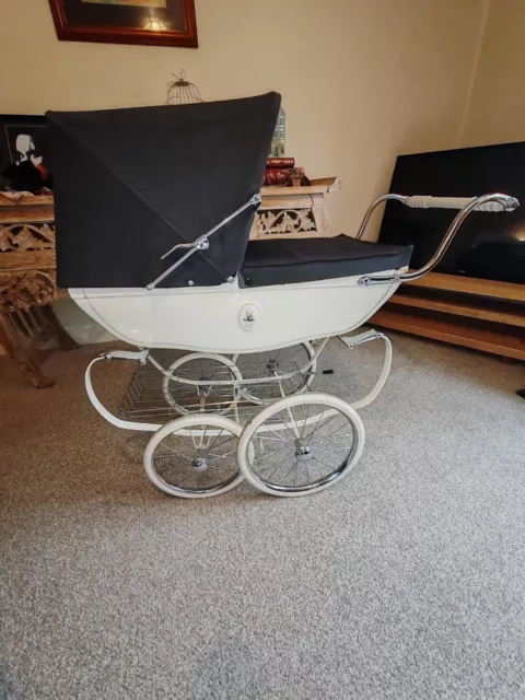 SILVER CROSS LIMITED Edition Winnie the Pooh Dolls Pram 180.00 PicClick UK