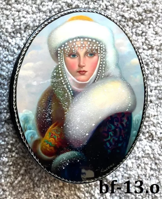 Russian Fedoskino Lacquer Box*Russian Beauty in Winter coat *Select bf-13o or 13