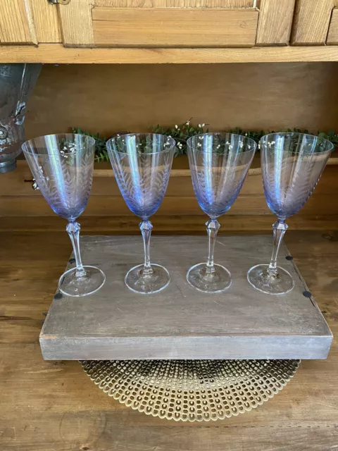 Set of 6 Colorful Stemmed Wine Glasses, Etched Wave Design, 3 Colors 1 –  The Vintage Teacup