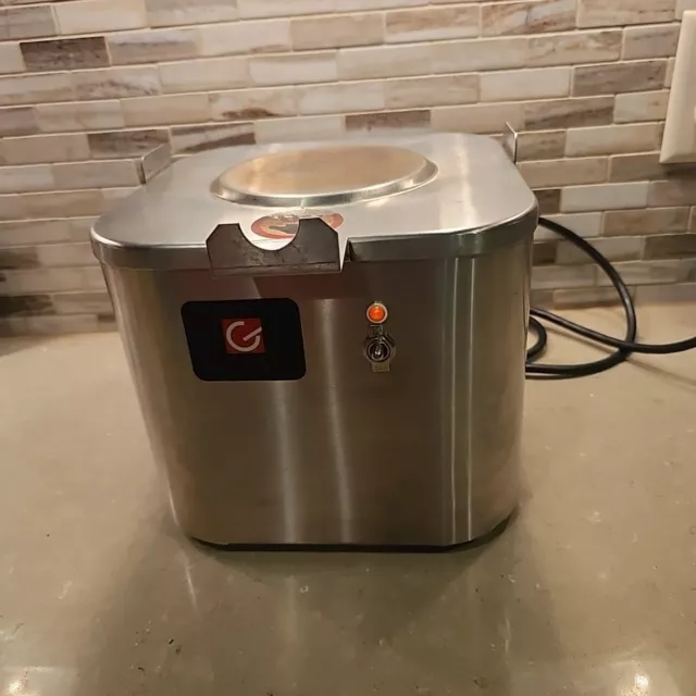 Grindmaster Model CW-1 Coffee Station Shuttle Warmer Base
