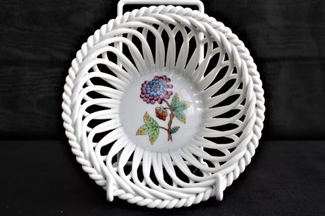 Herend Hungary Porcelain Woven Basket Queen Victoria Pattern Set of 4