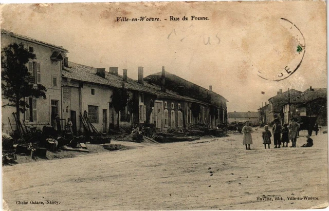 CPA Vielle-en-Woevre - Rue de Fresne (240629)