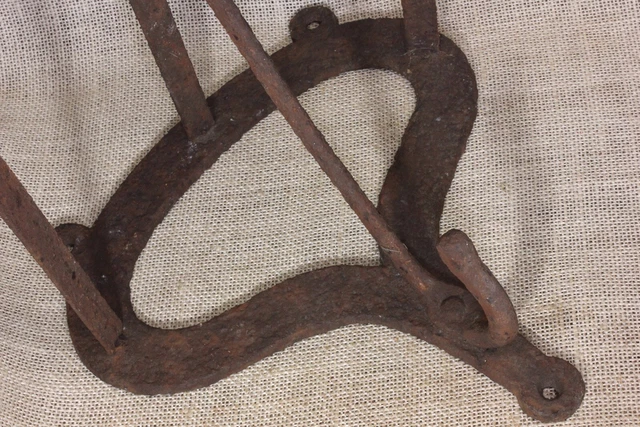 Old Saddle rack holder reversed bracket rustic iron English style rust barn find 6