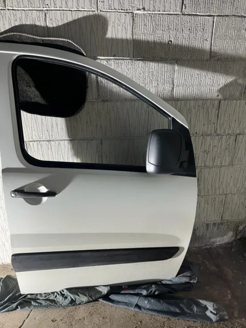 Citroen Dispatch Right Driver O/S Front Door White Mk2 2008-2016
