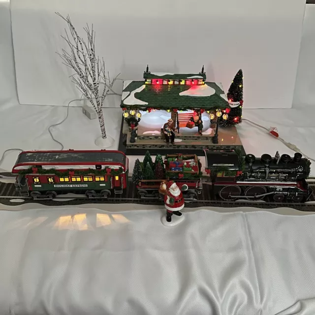 Dept 56 Home For The Holidays Express Train Snow Village Santa w/Bonus Damage