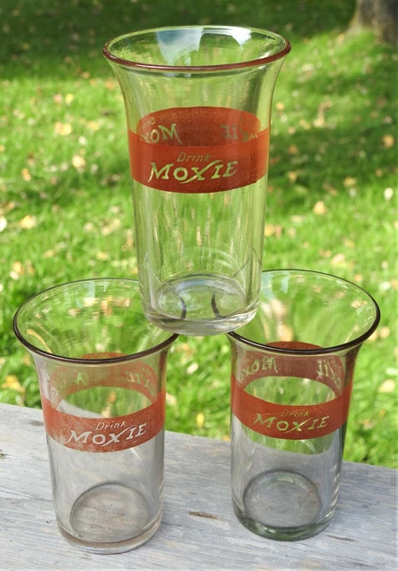 3 Vintage Moxie Soda Fountain Glasses Glass w/ Drink Moxie Logo Band